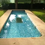 Albadomus Apartament *