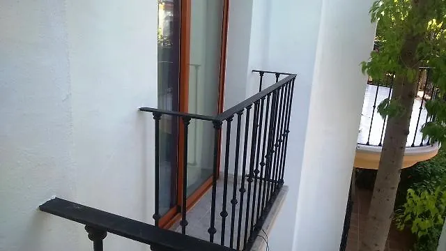 Albadomus شقة *